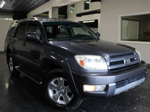 Used 2004 Toyota 4Runner Limited w/ Preferred Accessory Pkg RWD image 33