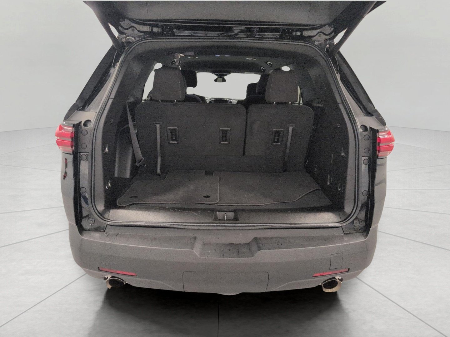 Used 2023 Chevrolet Traverse LT AWD/4WD image 15