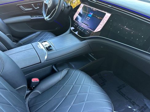 Certified 2023 Mercedes-Benz EQS 580 4MATIC Sedan image 18