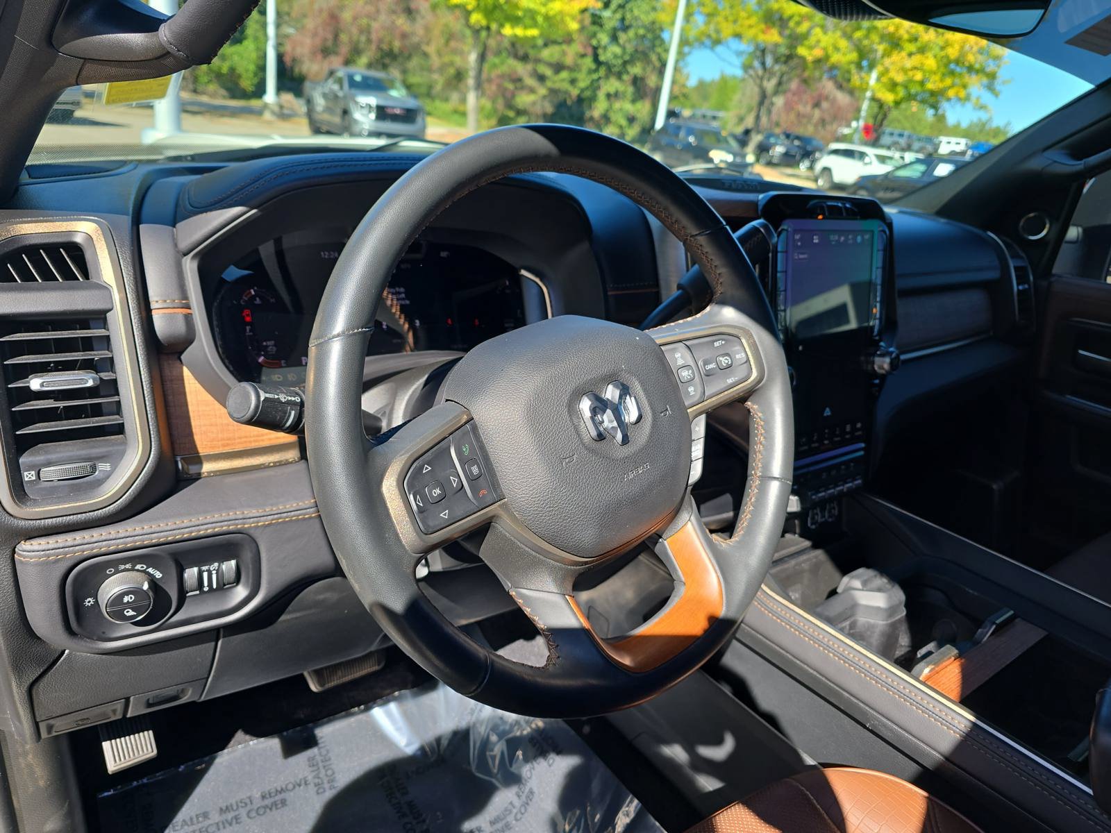 Used 2024 RAM 2500 Limited w/ Safety Group AWD/4WD image 16