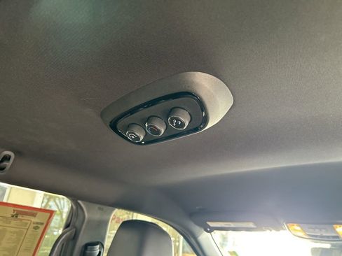 Used 2022 Dodge Durango R/T image 31