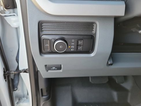 Used 2023 Ford F250 XL image 27