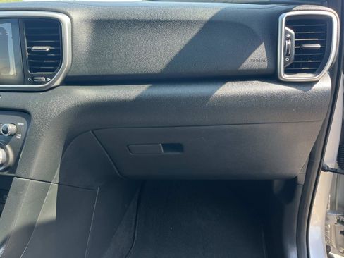 Used 2020 Kia Sportage LX AWD/4WD image 26