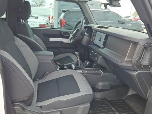 Certified 2025 Ford Bronco 2-Door image 9