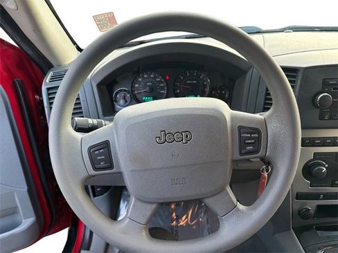 Used 2006 Jeep Grand Cherokee Laredo image 15