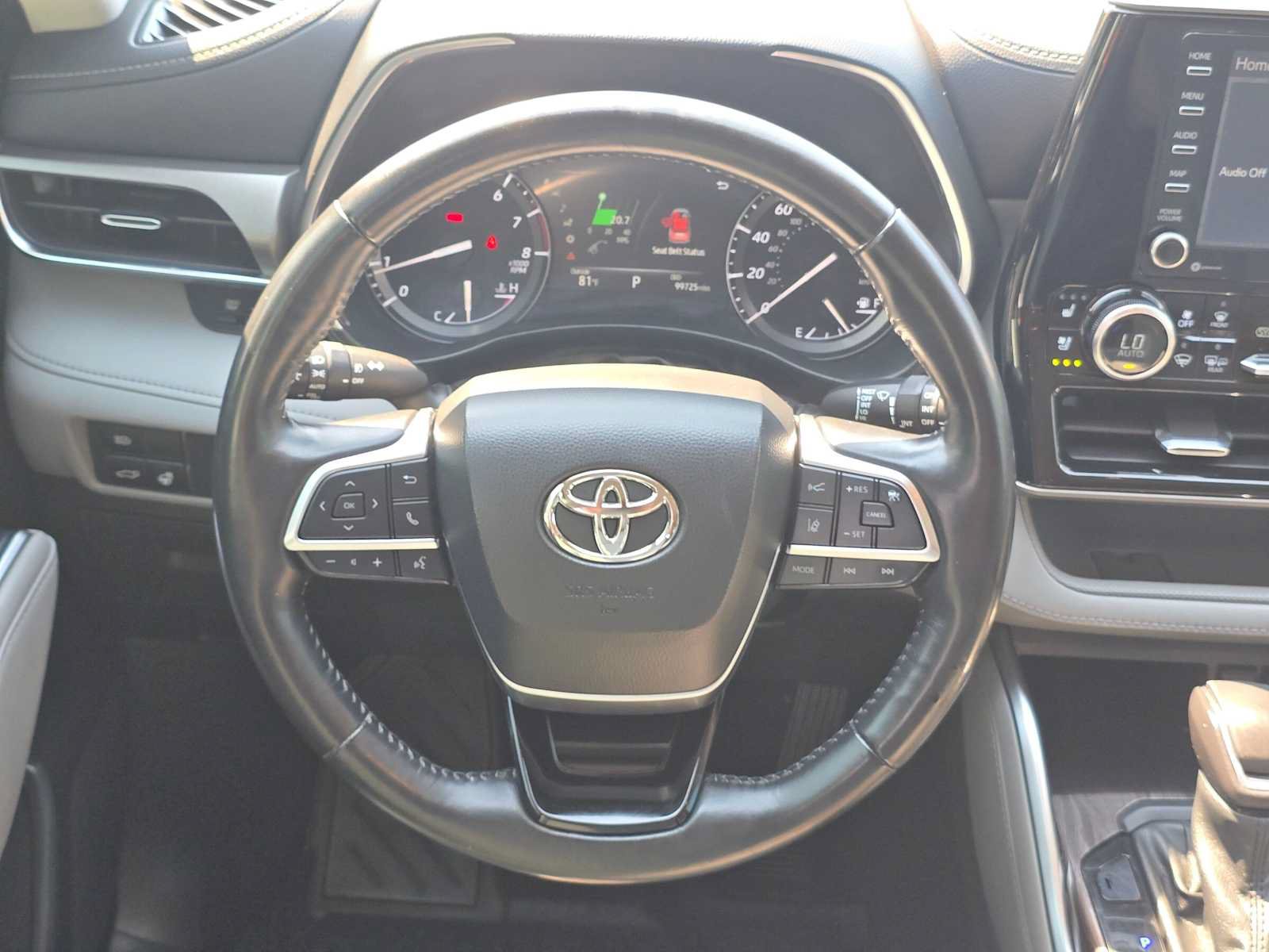 Used 2021 Toyota Highlander Limited AWD/4WD image 19