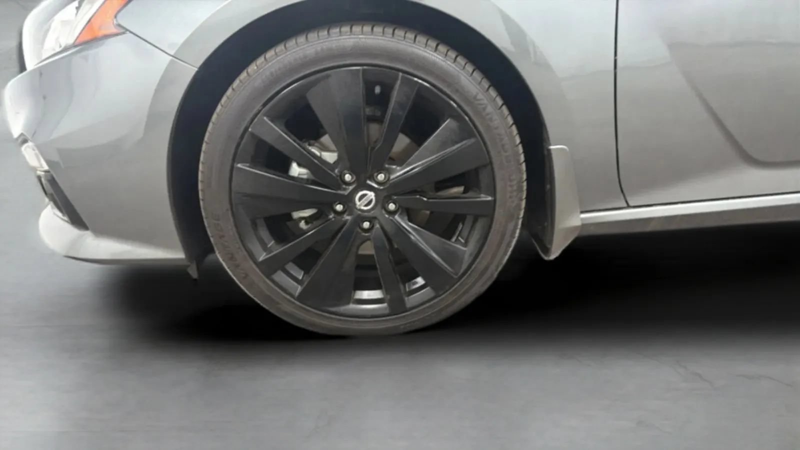 Used 2022 Nissan Altima 2.5 SR w/ Midnight Edition Package FWD image 29