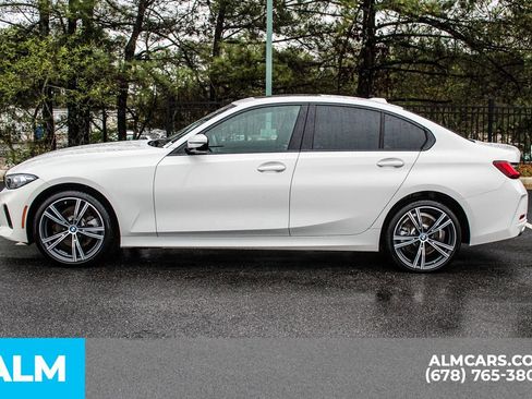 Used 2023 BMW 330i xDrive Sedan w/ Premium Package AWD/4WD image 7