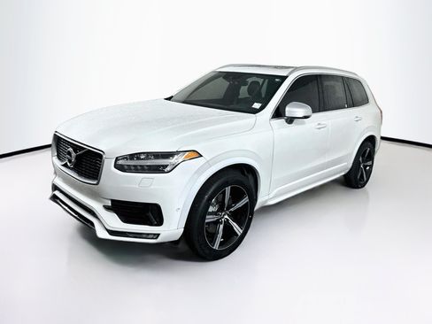 Used 2016 Volvo XC90 T5 R-Design FWD image 3