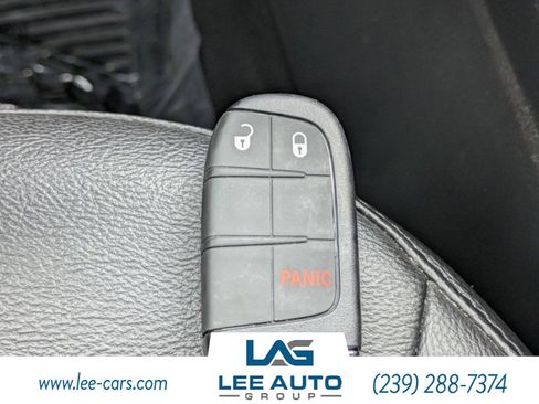 Used 2022 Jeep Compass Latitude FWD image 26