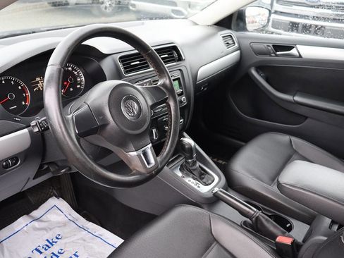 Used 2013 Volkswagen Jetta SE image 11