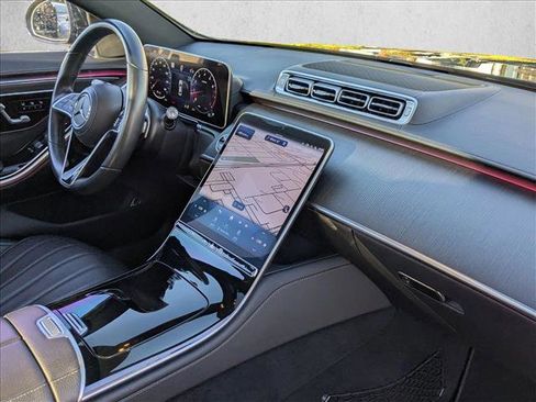 Used 2023 Mercedes-Benz S 580 4MATIC Sedan image 23