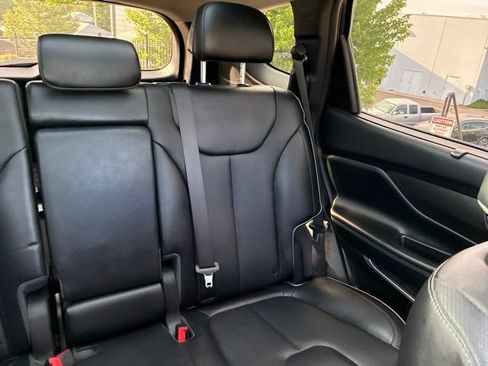 Used 2022 Hyundai Santa Fe SEL w/ Convenience + Premium Package AWD/4WD image 21