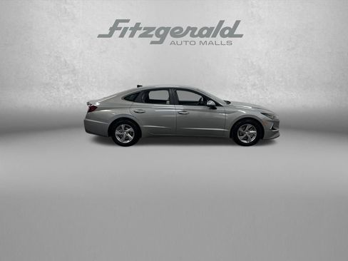 Used 2023 Hyundai Sonata SE image 8