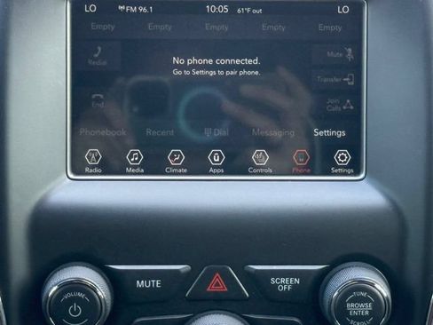 Used 2019 Jeep Grand Cherokee Laredo AWD/4WD image 27