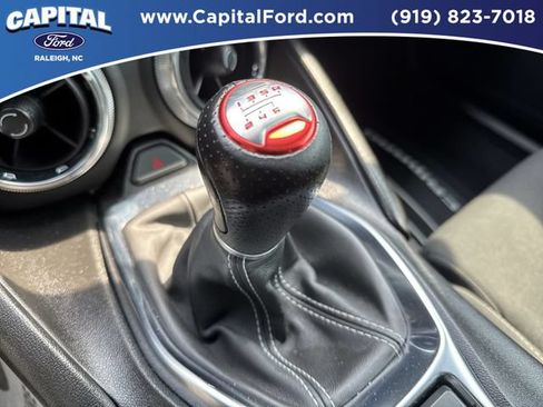 Used 2022 Chevrolet Camaro LT RWD image 29