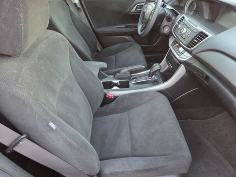 Used 2013 Honda Accord LX image 15