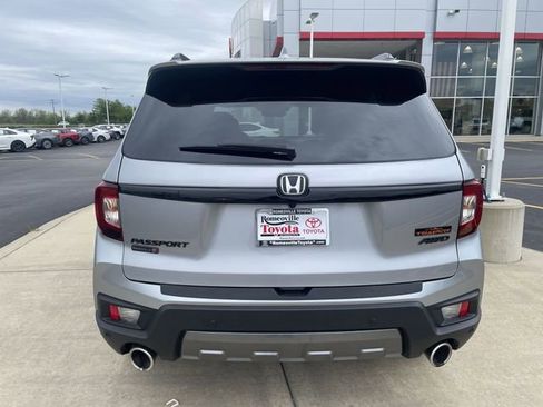 Used 2025 Honda Passport TrailSport image 34