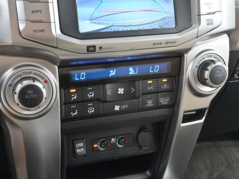 Used 2016 Toyota 4Runner Limited AWD/4WD image 24
