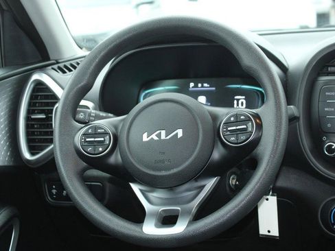 Used 2024 Kia Soul LX w/ Option Group 015 image 15