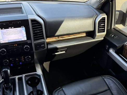 Used 2019 Ford F150 Lariat AWD/4WD image 17