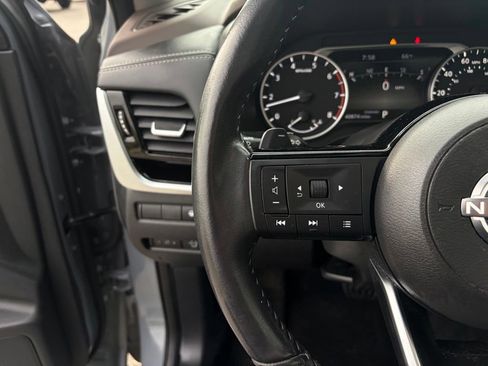 Certified 2023 Nissan Rogue SL w/ SL Premium Package FWD image 13