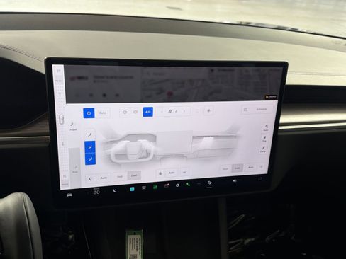 Used 2023 Tesla Model S Standard Range image 21