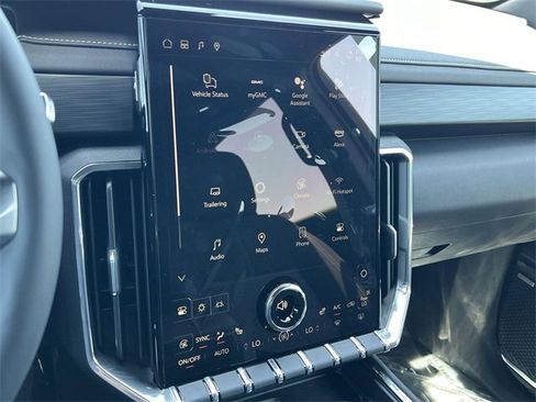 New 2025 GMC Acadia Elevation image 15