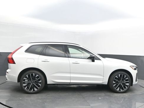 New 2026 Volvo XC60 B5 Ultra w/ Protection Package Premier image 8