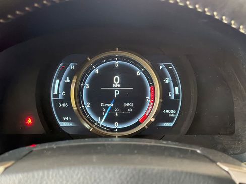 Used 2017 Lexus IS 350 F Sport w/ F Sport Package RWD image 28