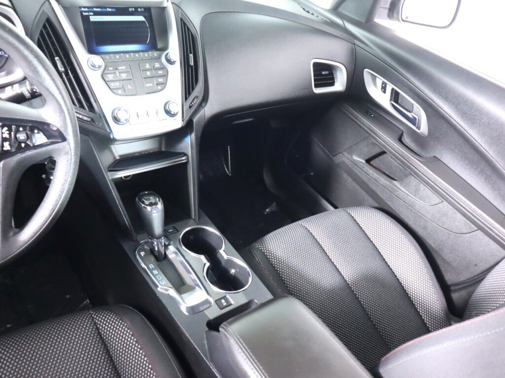 Used 2016 Chevrolet Equinox LS AWD/4WD image 27