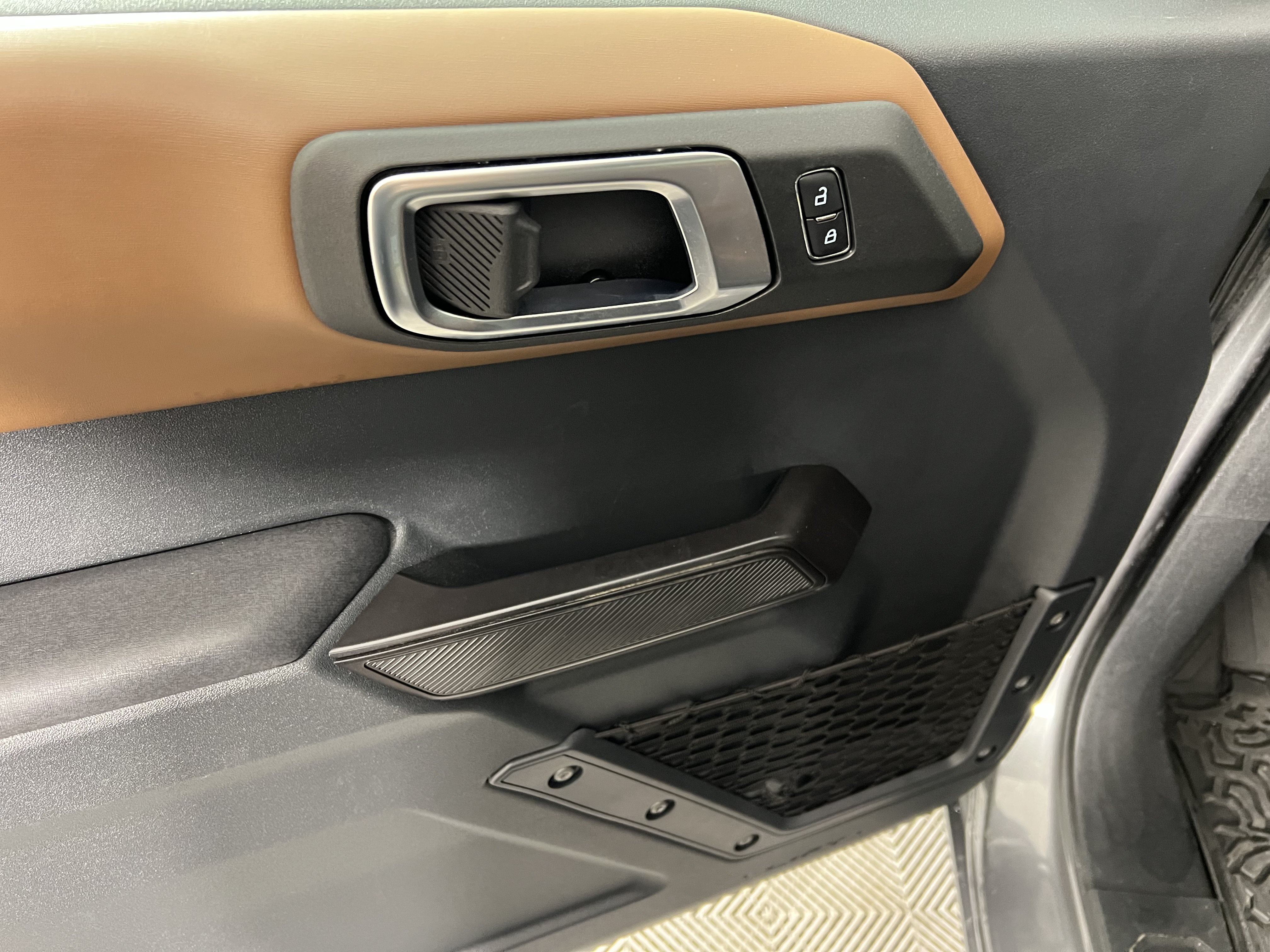 Used 2024 Ford Bronco Outer Banks AWD/4WD image 16