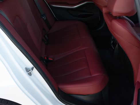 Used 2024 BMW 330i Sedan w/ Premium Package image 24