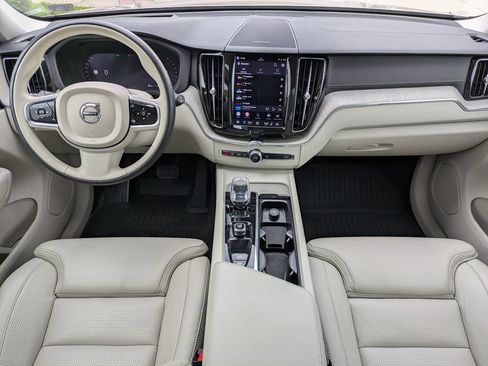 Used 2023 Volvo XC60 B6 Ultimate w/ Protection Package Premier AWD/4WD image 15