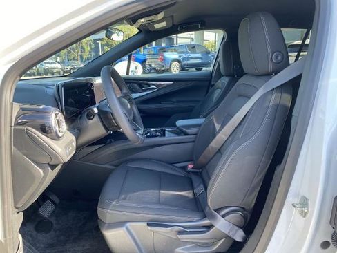 New 2026 Chevrolet Blazer EV LT image 19