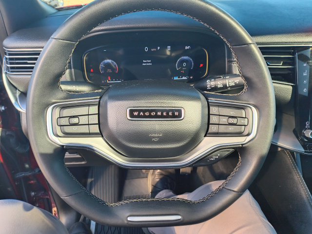 Used 2024 Jeep Wagoneer L Series II w/ Convenience Group I AWD/4WD image 18