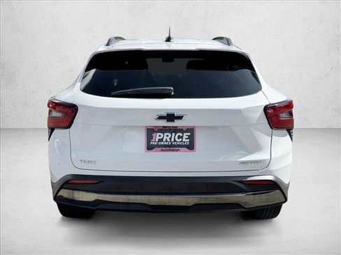 Used 2025 Chevrolet Trax ACTIV w/ Driver Confidence Package FWD image 5
