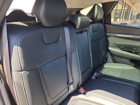 Used 2022 Hyundai Tucson Limited w/ Winter Package image 30