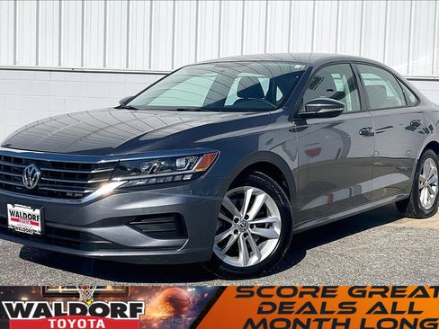 Used 2021 Volkswagen Passat 2.0T S image 2