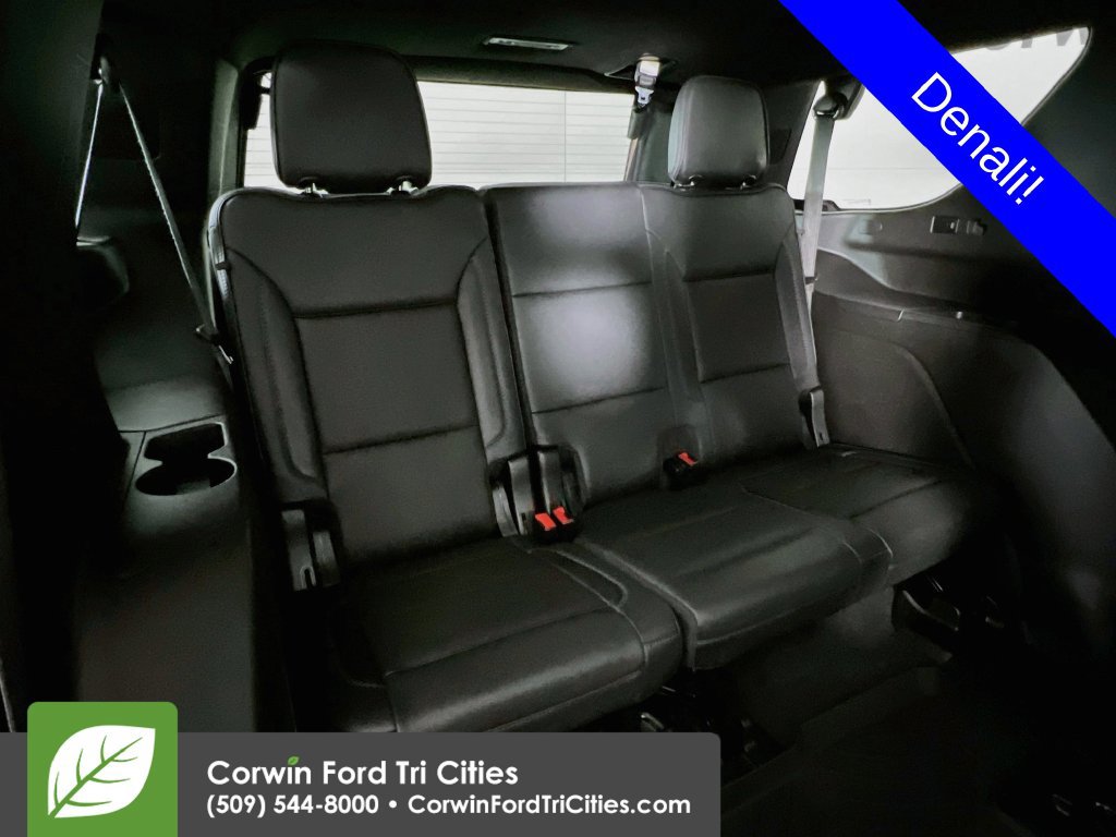 Used 2021 GMC Yukon Denali w/ Denali Premium Package AWD/4WD image 16