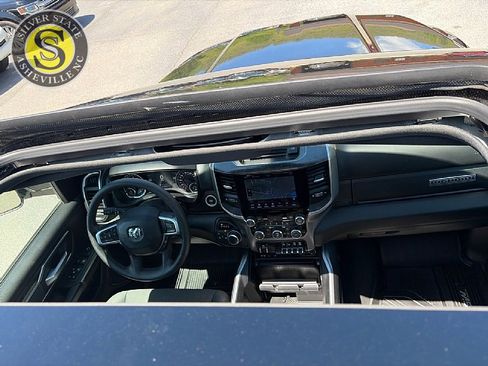 Used 2019 RAM 1500 Big Horn image 30