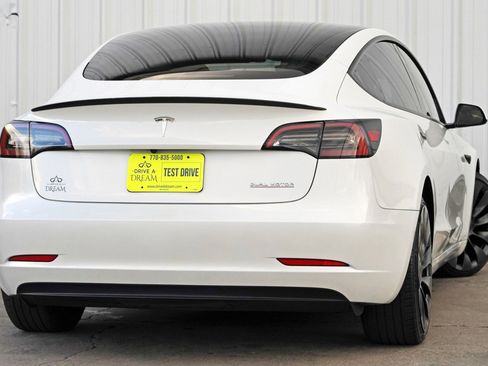 Used 2023 Tesla Model 3 Performance image 5