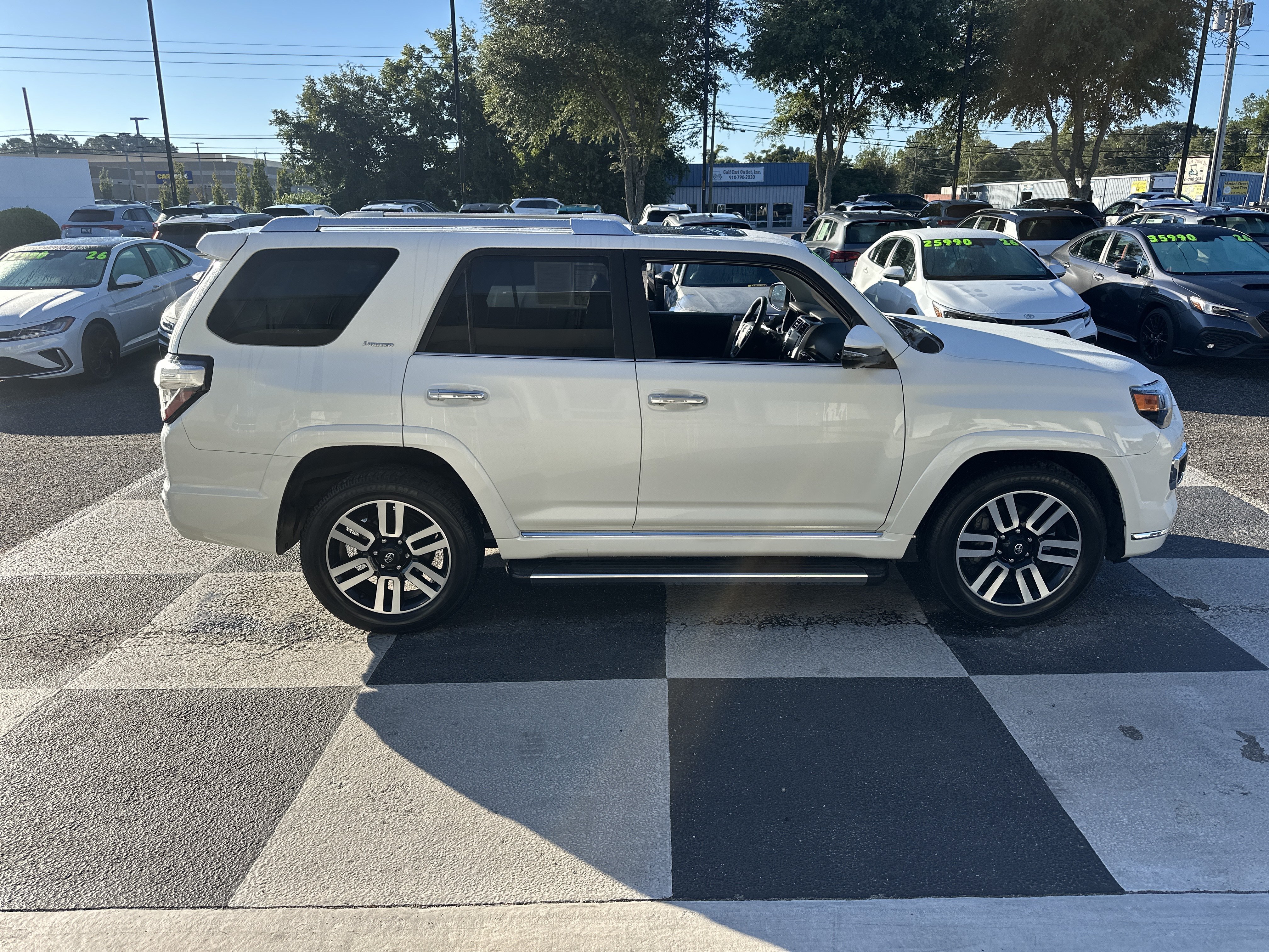 Used 2023 Toyota 4Runner Limited RWD image 3