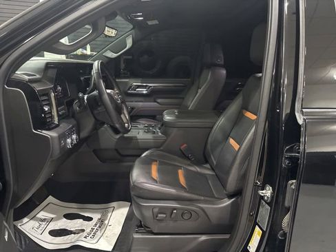 Used 2024 GMC Sierra 3500 AT4 w/ AT4 Premium Plus Package AWD/4WD image 14