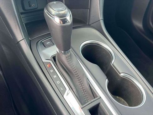 Used 2018 Chevrolet Equinox LT image 27