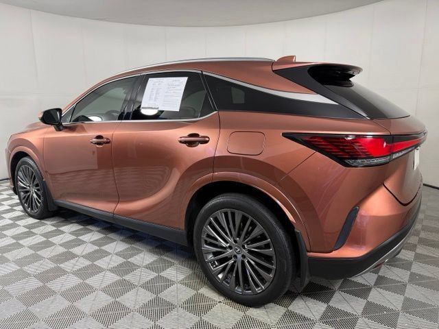 Used 2023 Lexus RX 350 w/ Accessory Package (Z1) AWD/4WD image 4