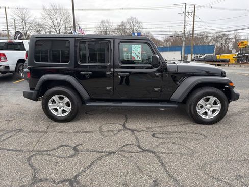 Certified 2023 Jeep Wrangler Sport S image 18