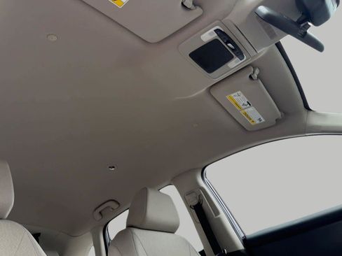 Used 2023 Honda HR-V LX image 19