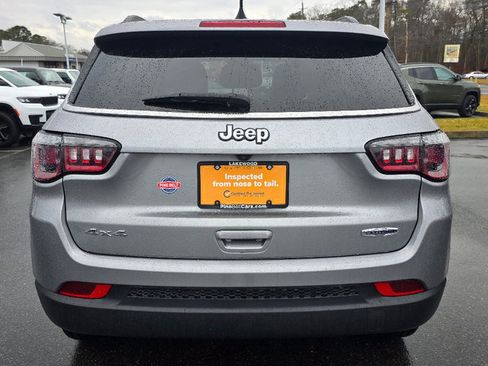 Used 2021 Jeep Compass Latitude image 15