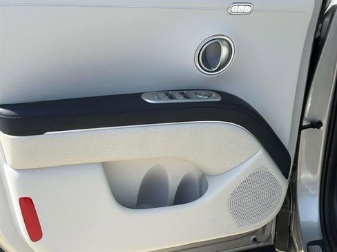 New 2026 Hyundai Palisade Calligraphy FWD image 25